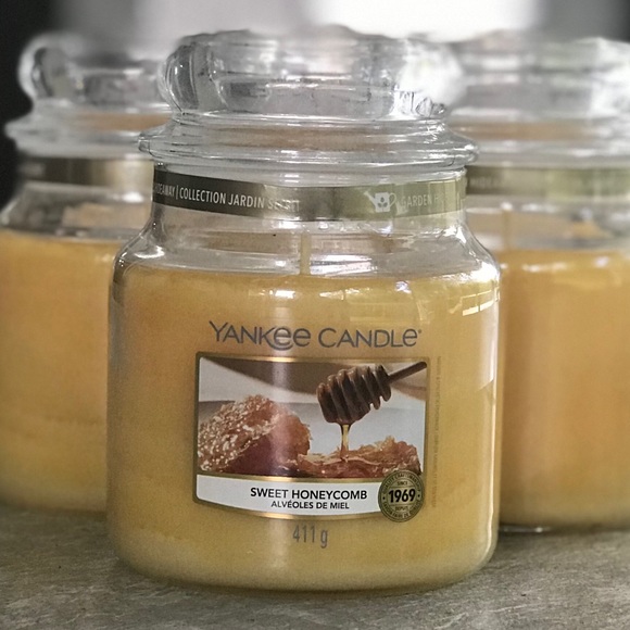 Yankee Candle Sweet Honeycomb 14.5oz Med. Jar, New